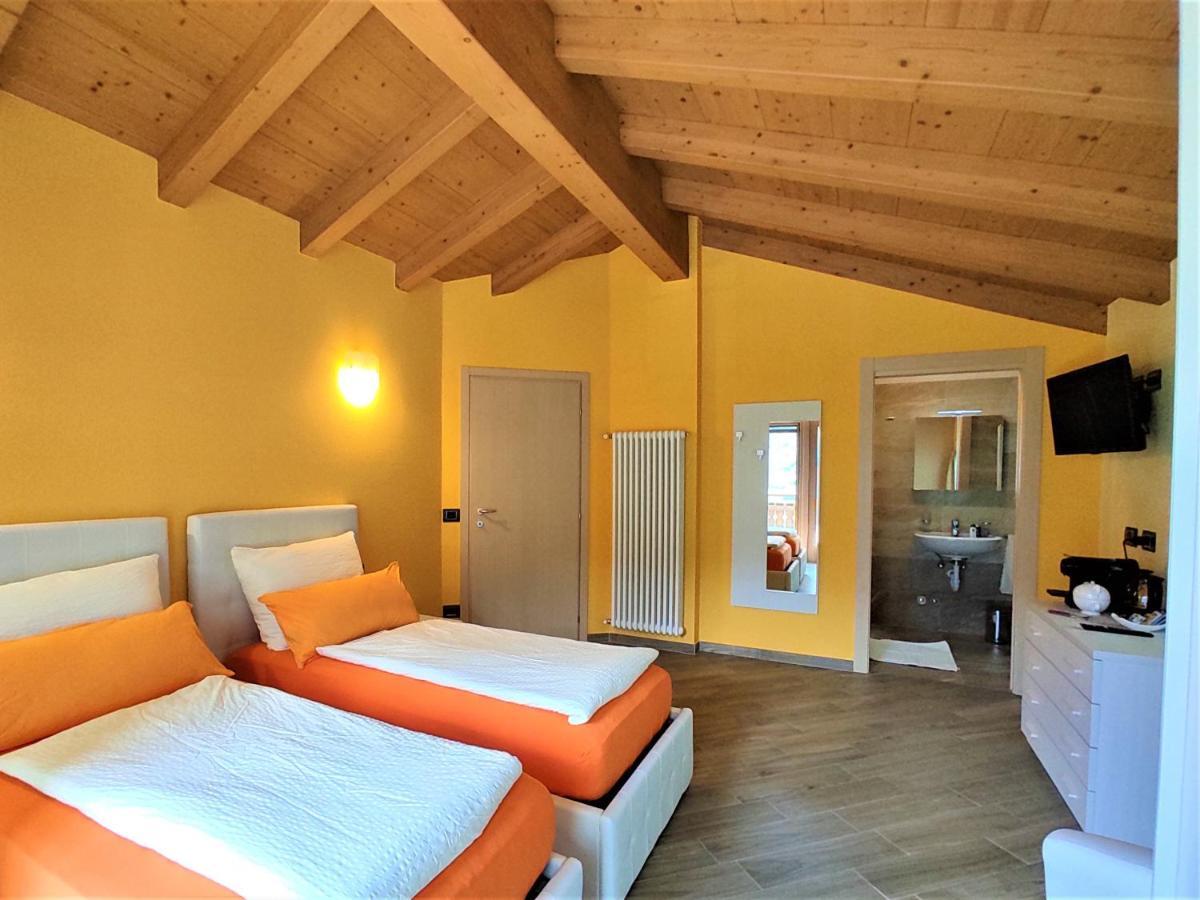 B&B Il Germoglio Castione Andevenno Exterior foto